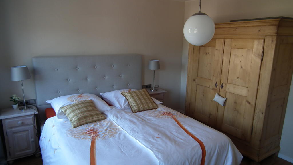 Hotel Cafe Del Maar Schalkenmehren Szoba fotó